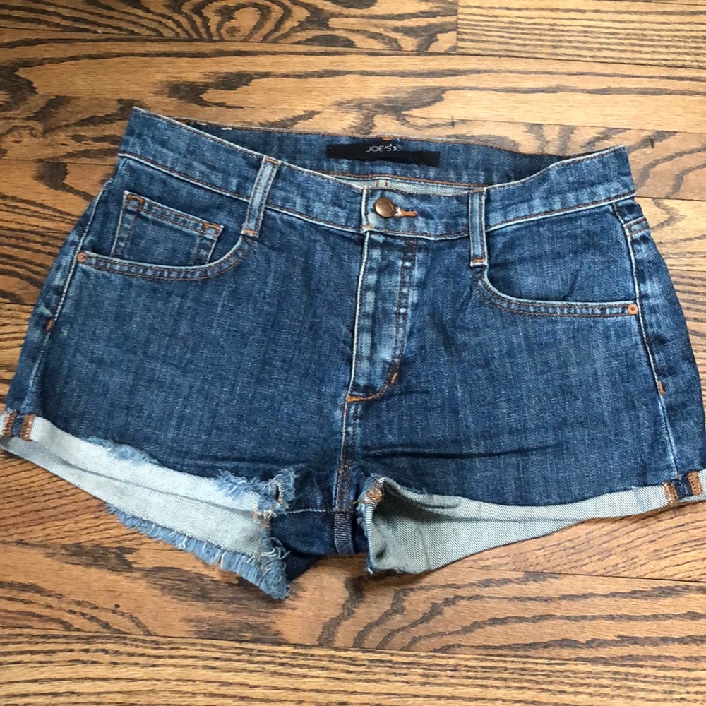 JOES JEANS BUTTON FLY SHORTS (28)